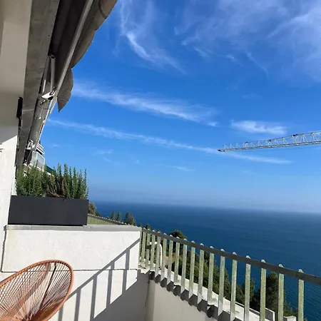 Апартаменты Cliffside & Ocean View Сесимбра